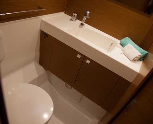 Horizontas Jeanneau Sun Odyssey 479 interior 15 small