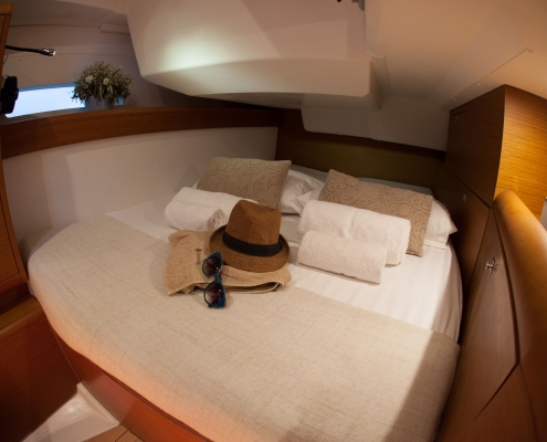 Horizontas Jeanneau Sun Odyssey 479 interior 7 small